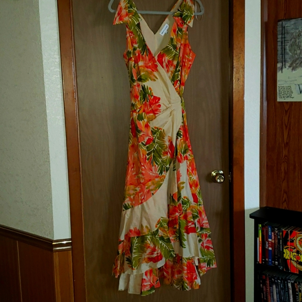 NWOT  Gibson and Latimer long wrap dress.